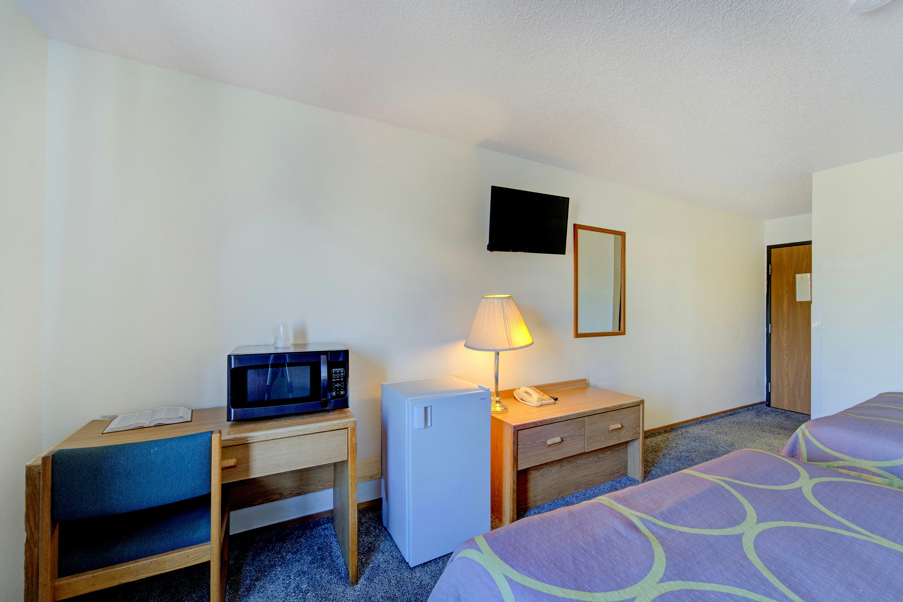Capital O Amerihost Inn and Suites Kingdom City Hwy 54 MO 19/54