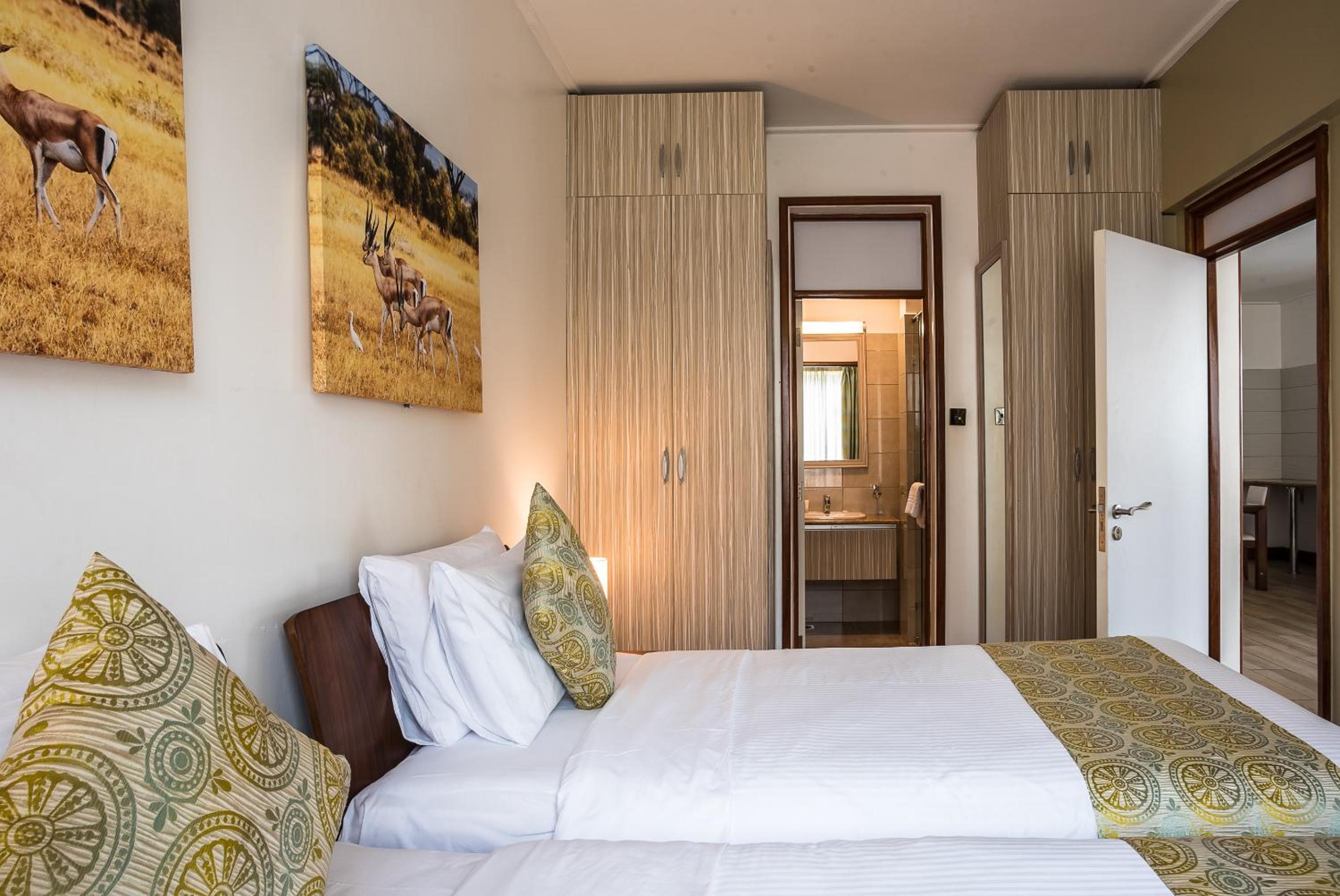 2 Rooms, Apartment