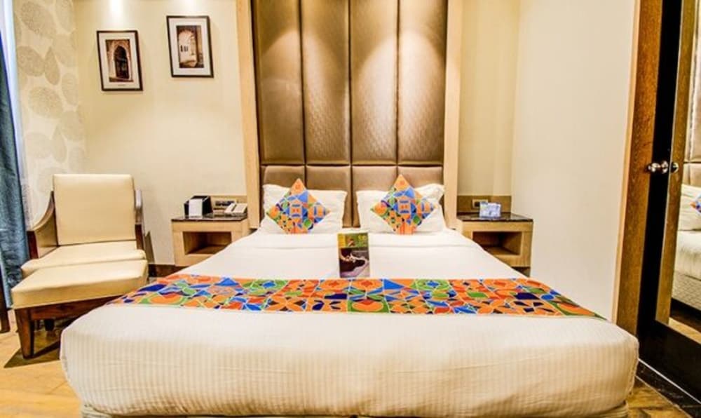 Fabhotel Hotel V Charbagh 14/26