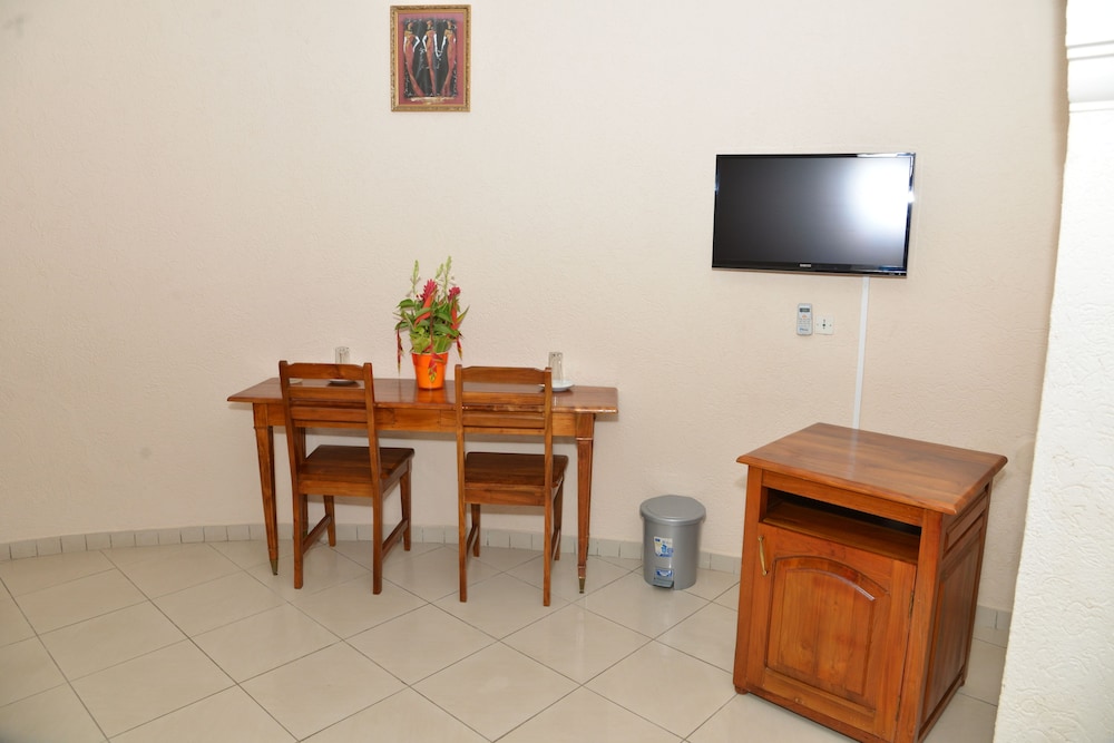 Hotel Ghis Palace 3/32