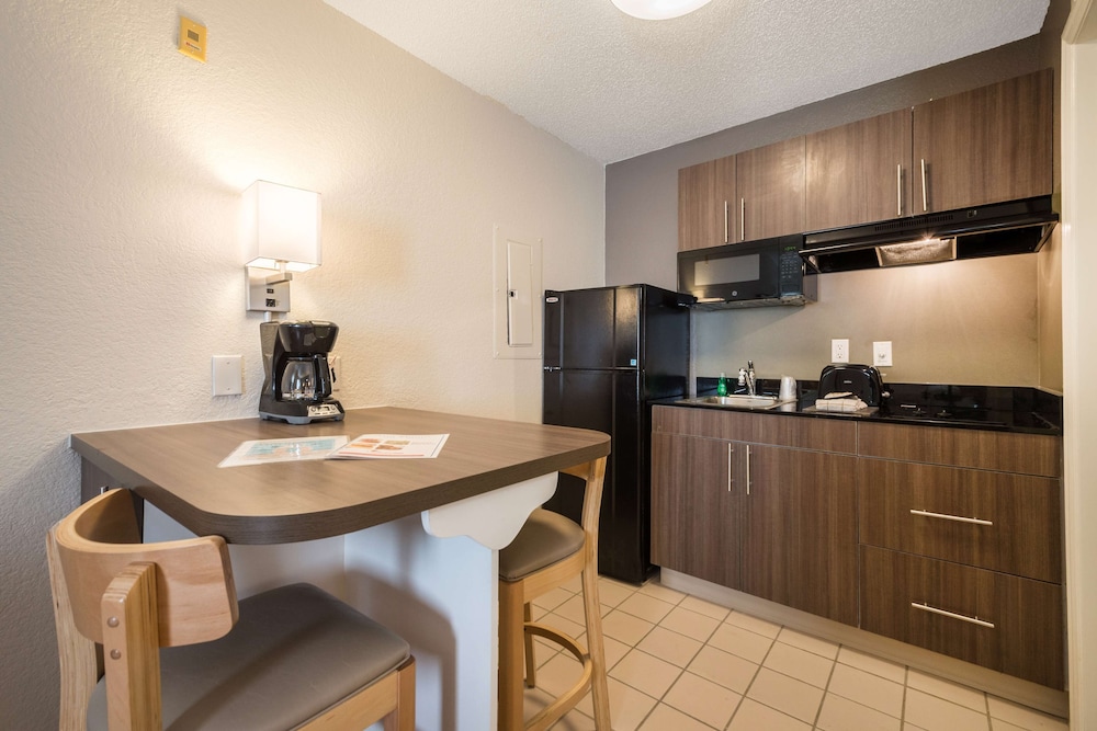 Studio 6 Extended Stay - Duluth, GA - Atlanta - Gwinnett Place 37/48