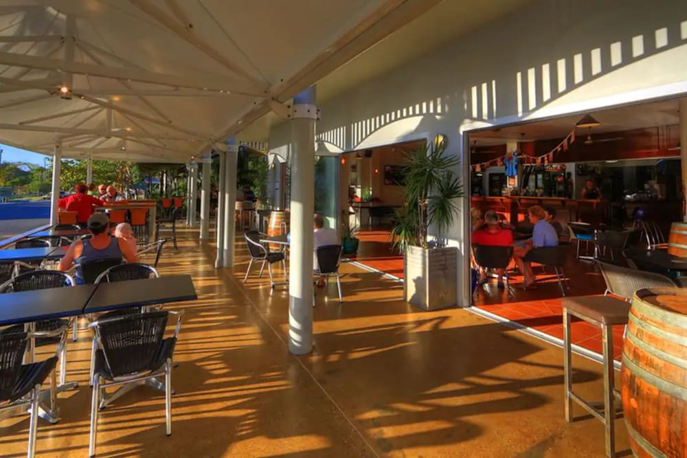 Sovereign Resort Hotel 34/64