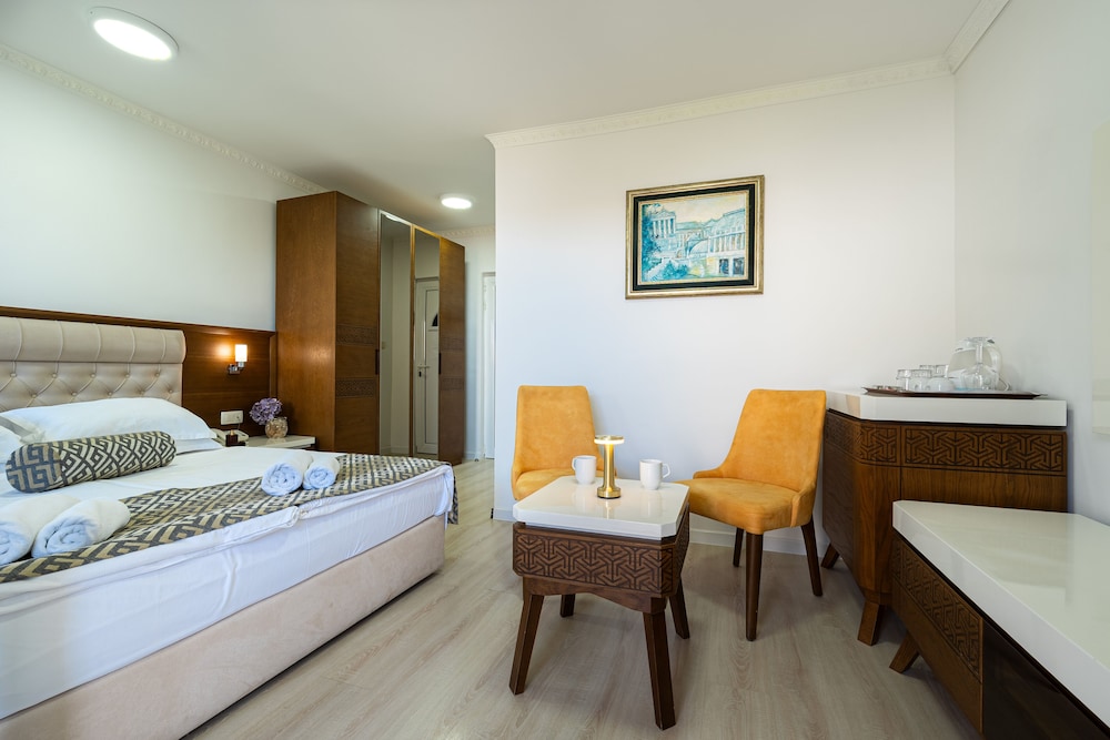 استوديو بسرير كينج بإطلالة على الحديقة