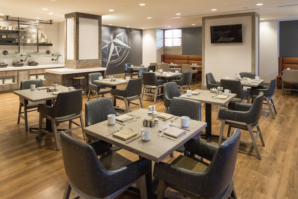 Hyatt At Fishermans Wharf 44/73