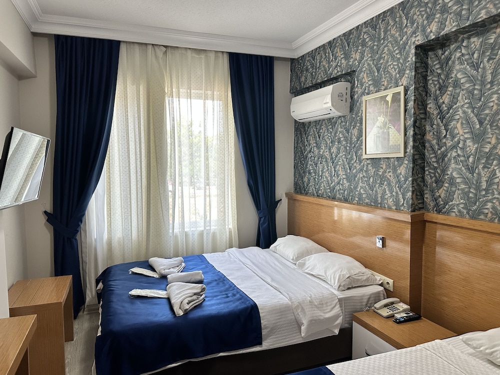 Serenity Suit Hotel 15/50