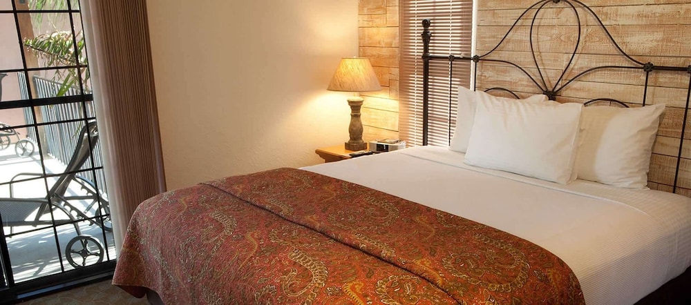 Hotel California 3/40