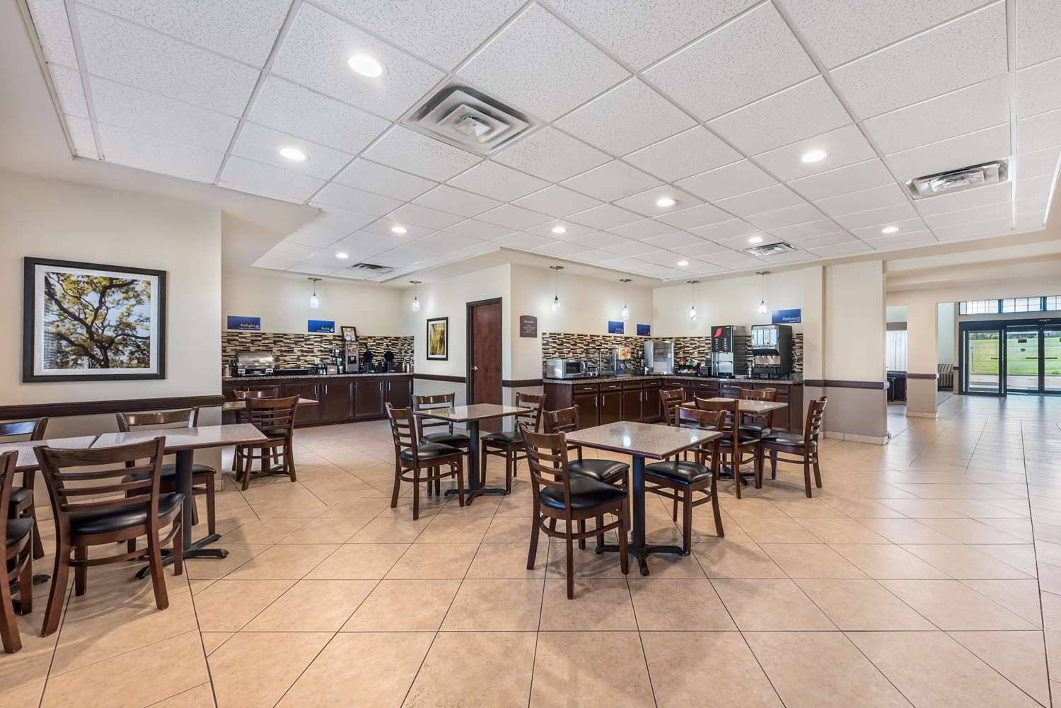 Best Western La Grange Inn & Suites 9/12