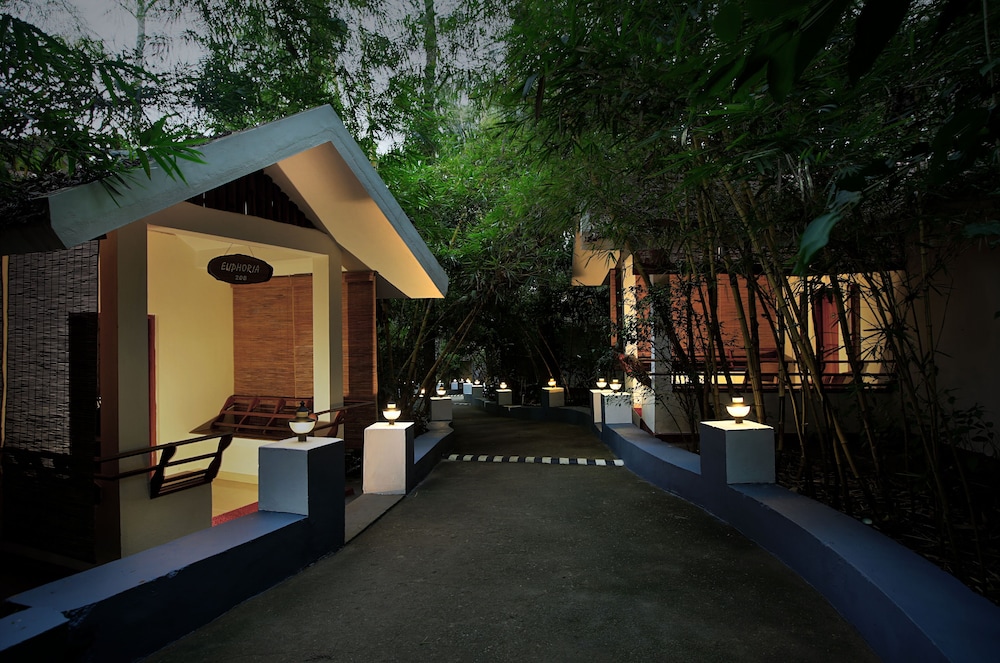 Gokulam Grand Resort & Spa, Coorg 3/50