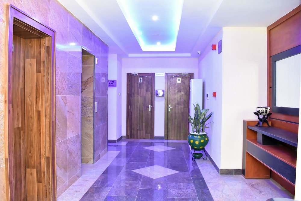 Qualibest Grand Hotels 27/52