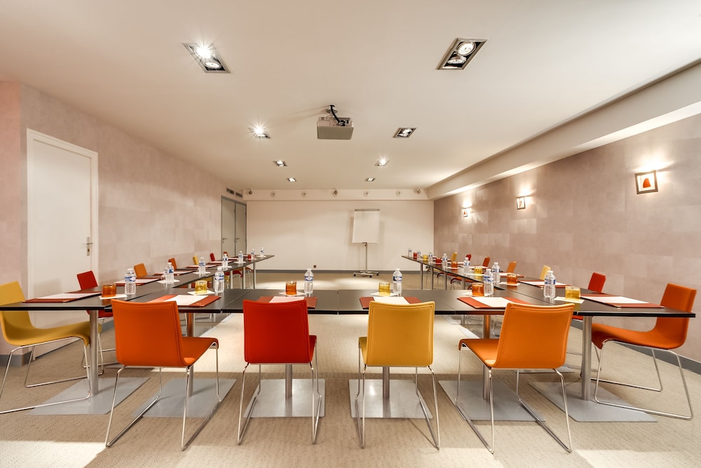 Pavillon Nation Hotel 34/41