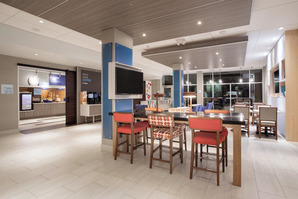 Holiday Inn Express And Suites Denver Ne Brighton 39/59
