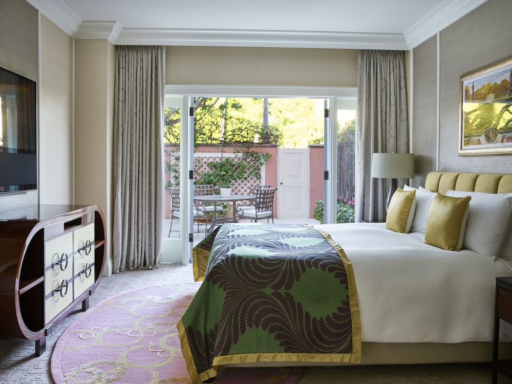 The Beverly Hills Hotel 36/96