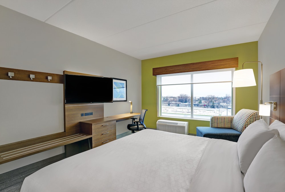 Holiday Inn Express And Suites Collingwood 23/73
