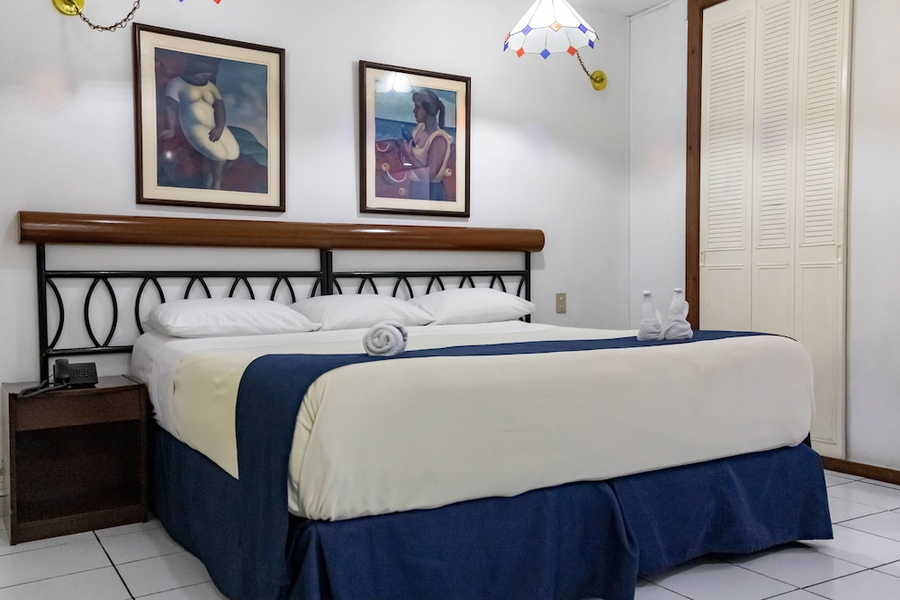 Novo Hotel & Suite 15/59