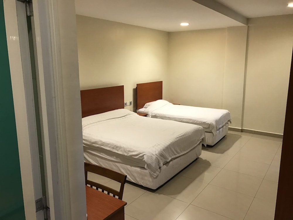 Aeton Hotel 13/61