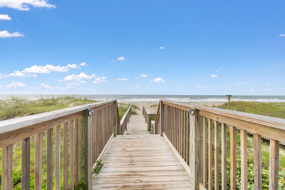 Ocean Isle Inn 43/50