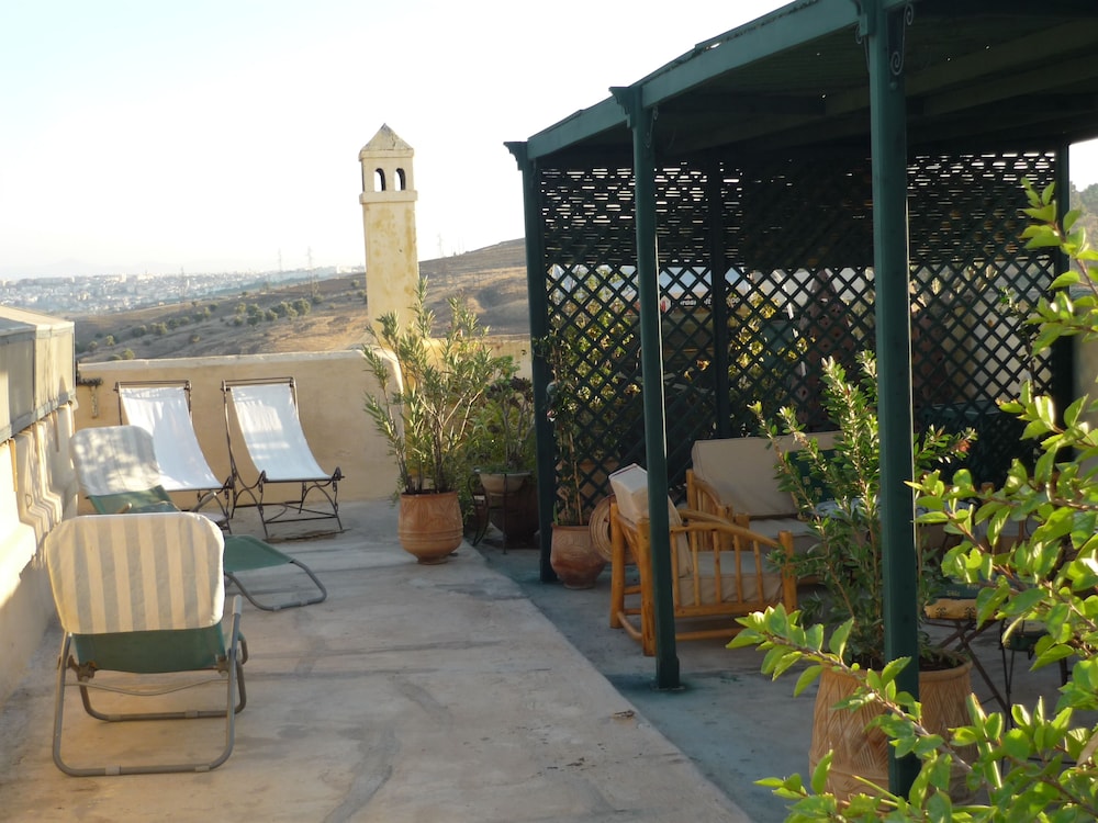 Riad Al Bartal 6/50