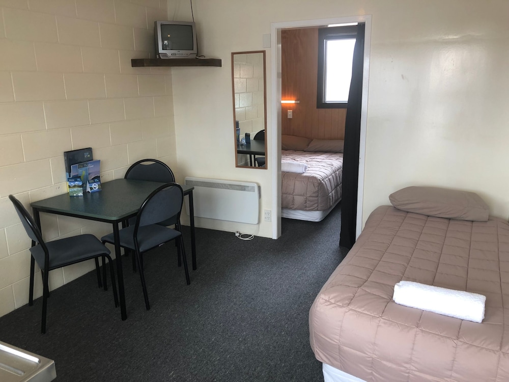 Greymouth Seaside Top 10 Holiday Park 16/71