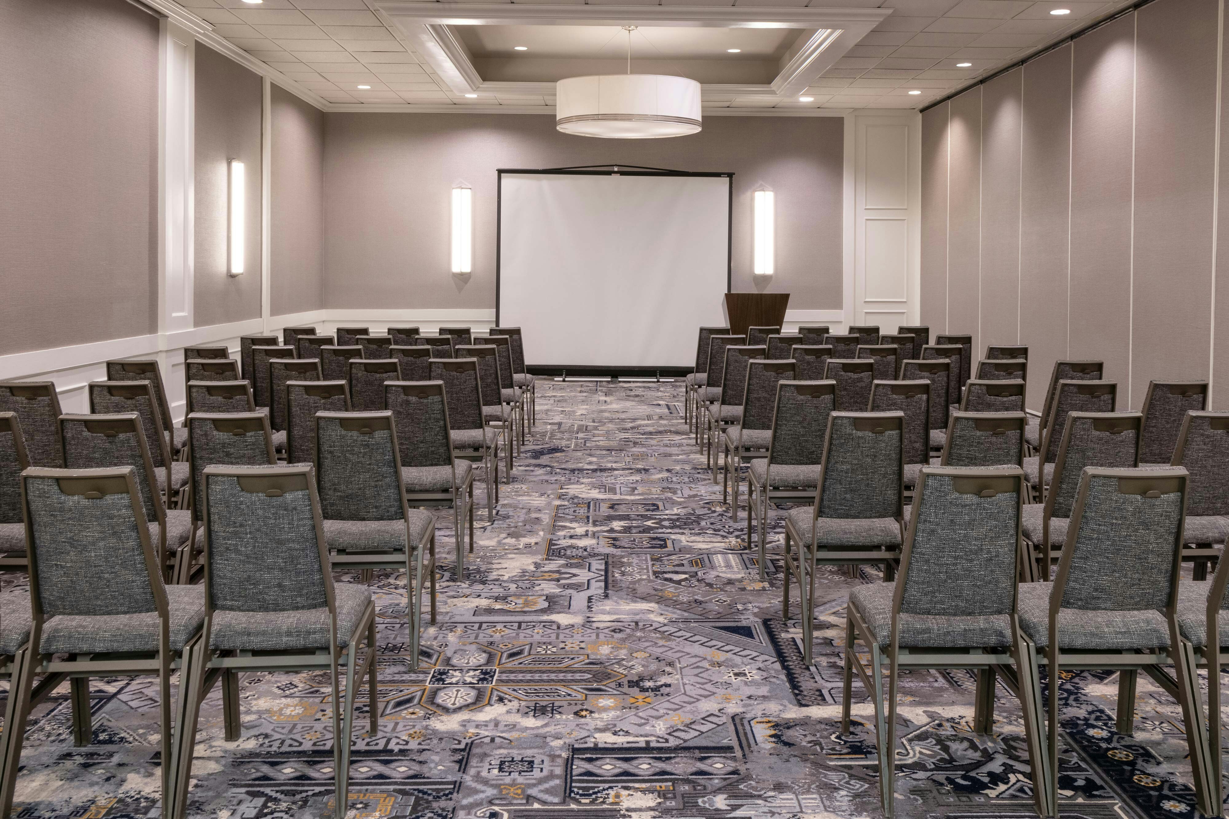 Sheraton Ann Arbor Hotel 43/65