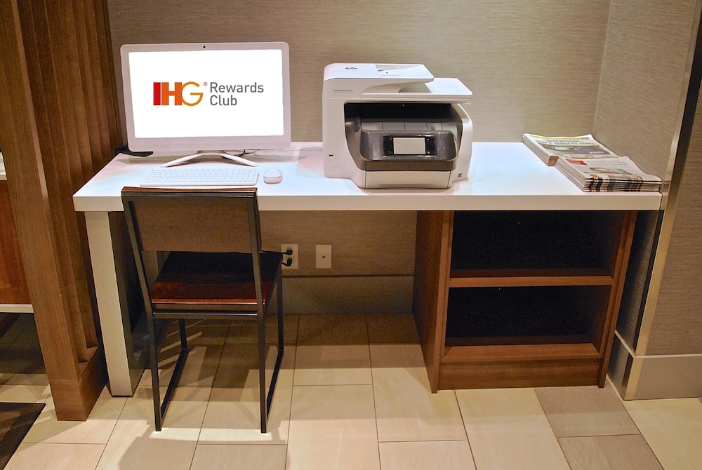 Holiday Inn Express Vancouver Airport Richmond 42/48