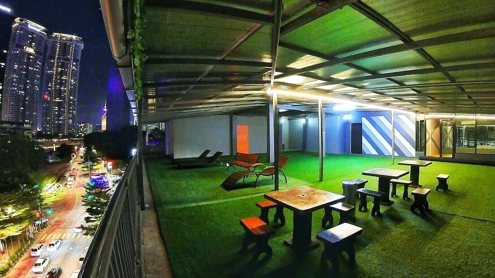 City Central Hotel 47/50