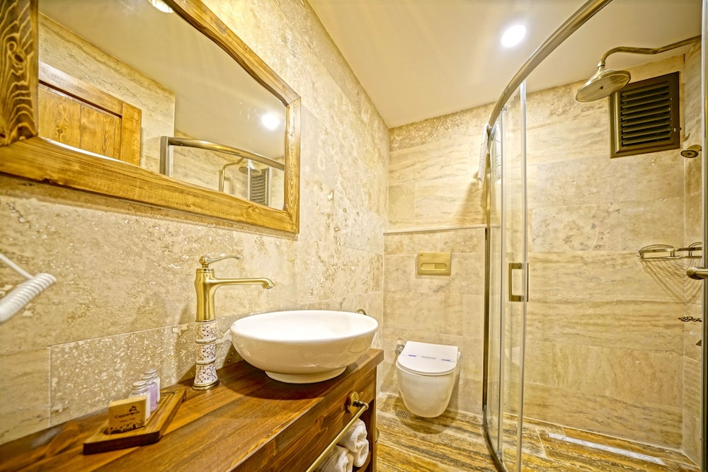 Flavia Cappadocia Hotel 50/50