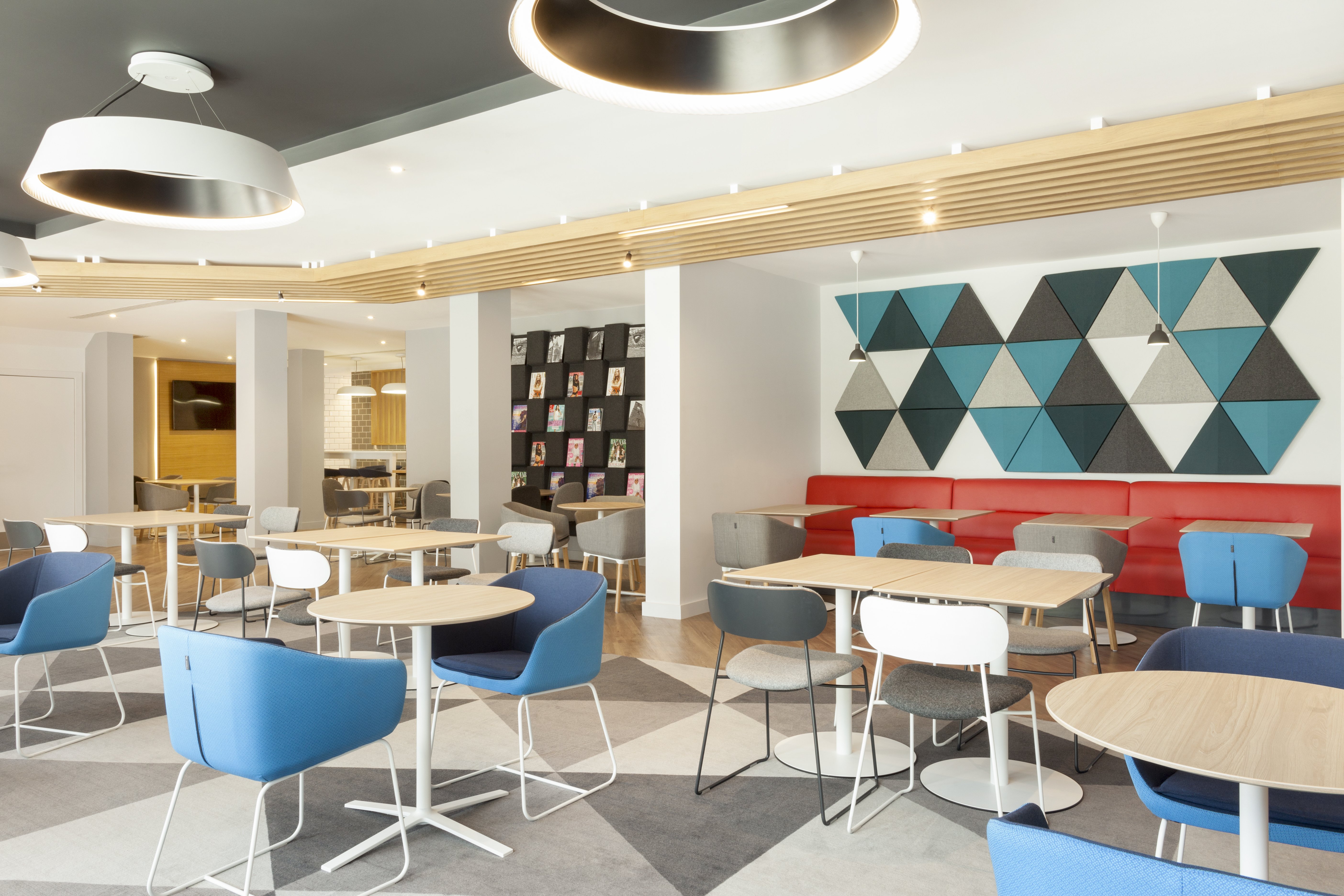 Holiday Inn Express St. Albans - M25, Jct.22 47/76