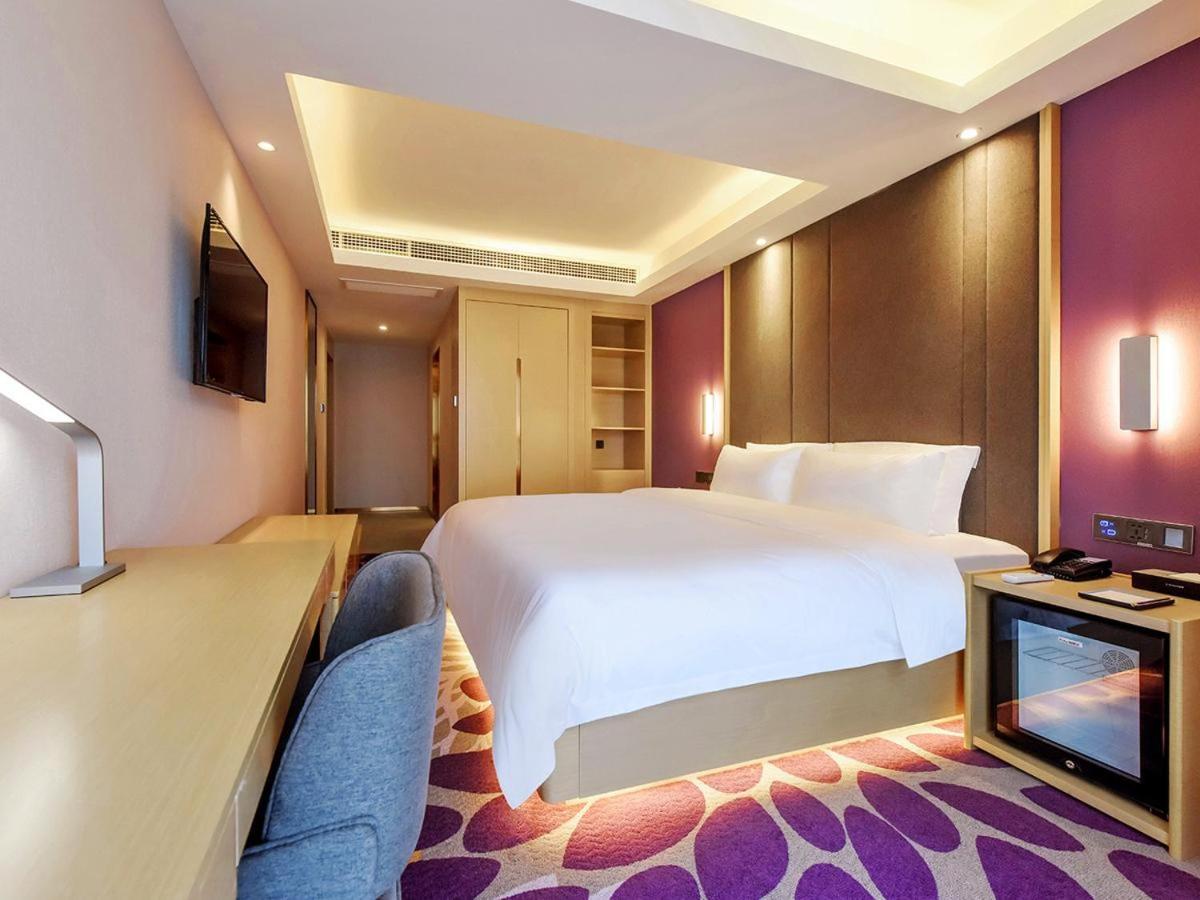 Deluxe, Twin Beds