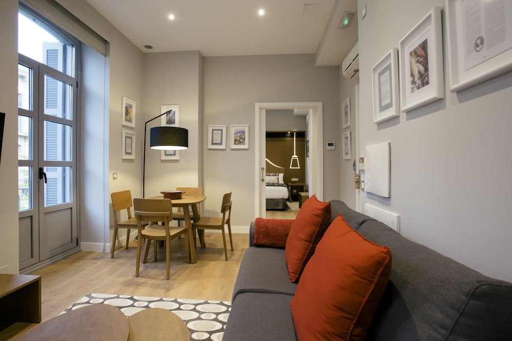 Legazpi Doce Rooms 36/50
