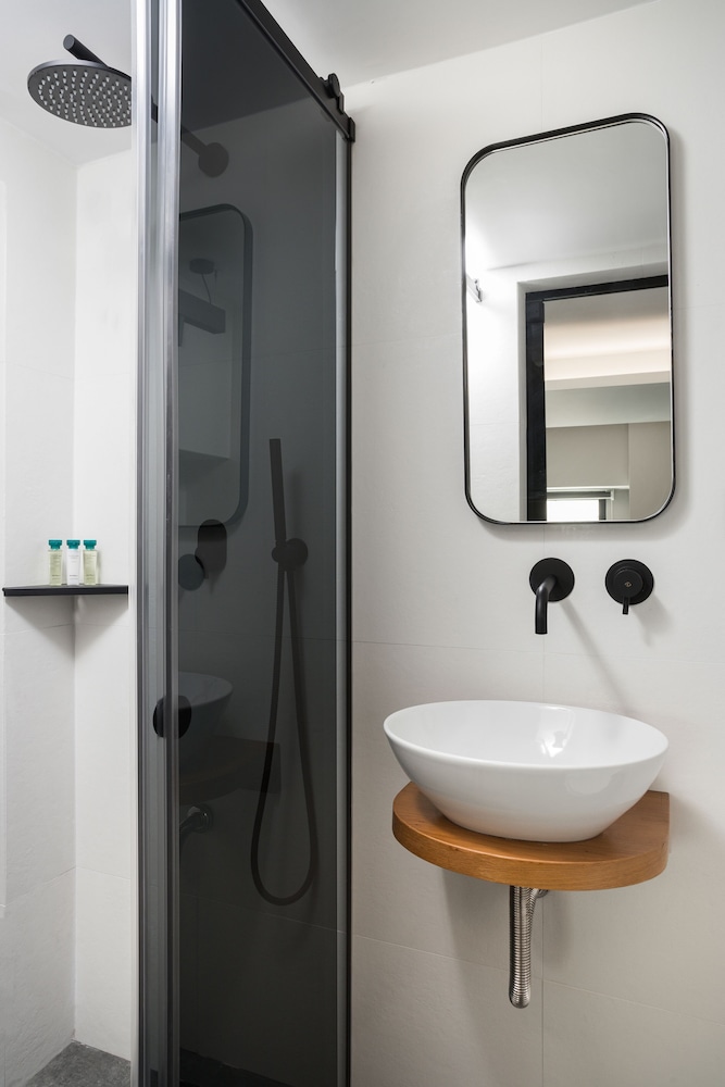 11 Enteka Acropolis Suites 24/50