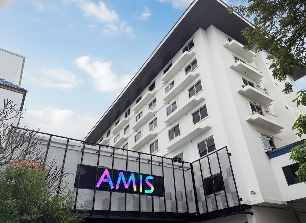 Sima Thani Hotel 4/50