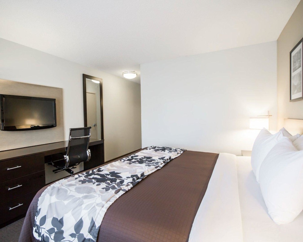 Sleep Inn And Suites Norton 13/37