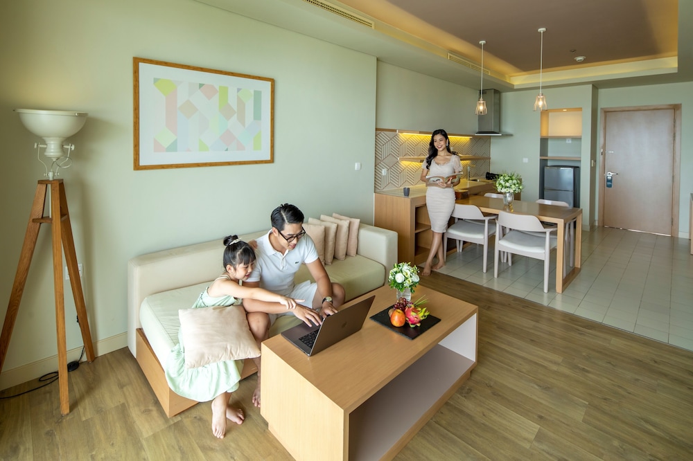 Flc Luxury Hotel Samson 45/69