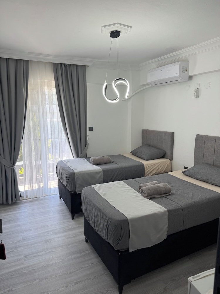 Gozde Hotel 11/49