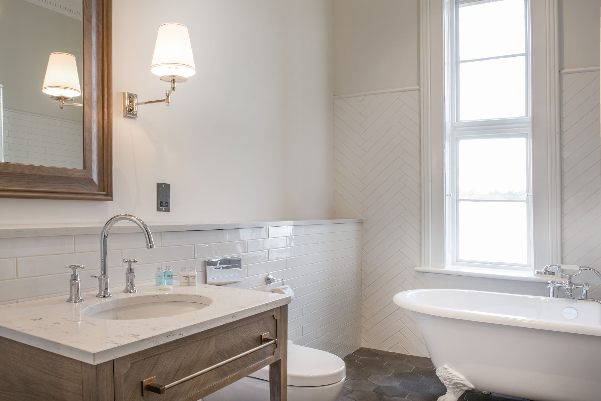 جناح بسرير مزدوج، De Vere Latimer Estate 3/3