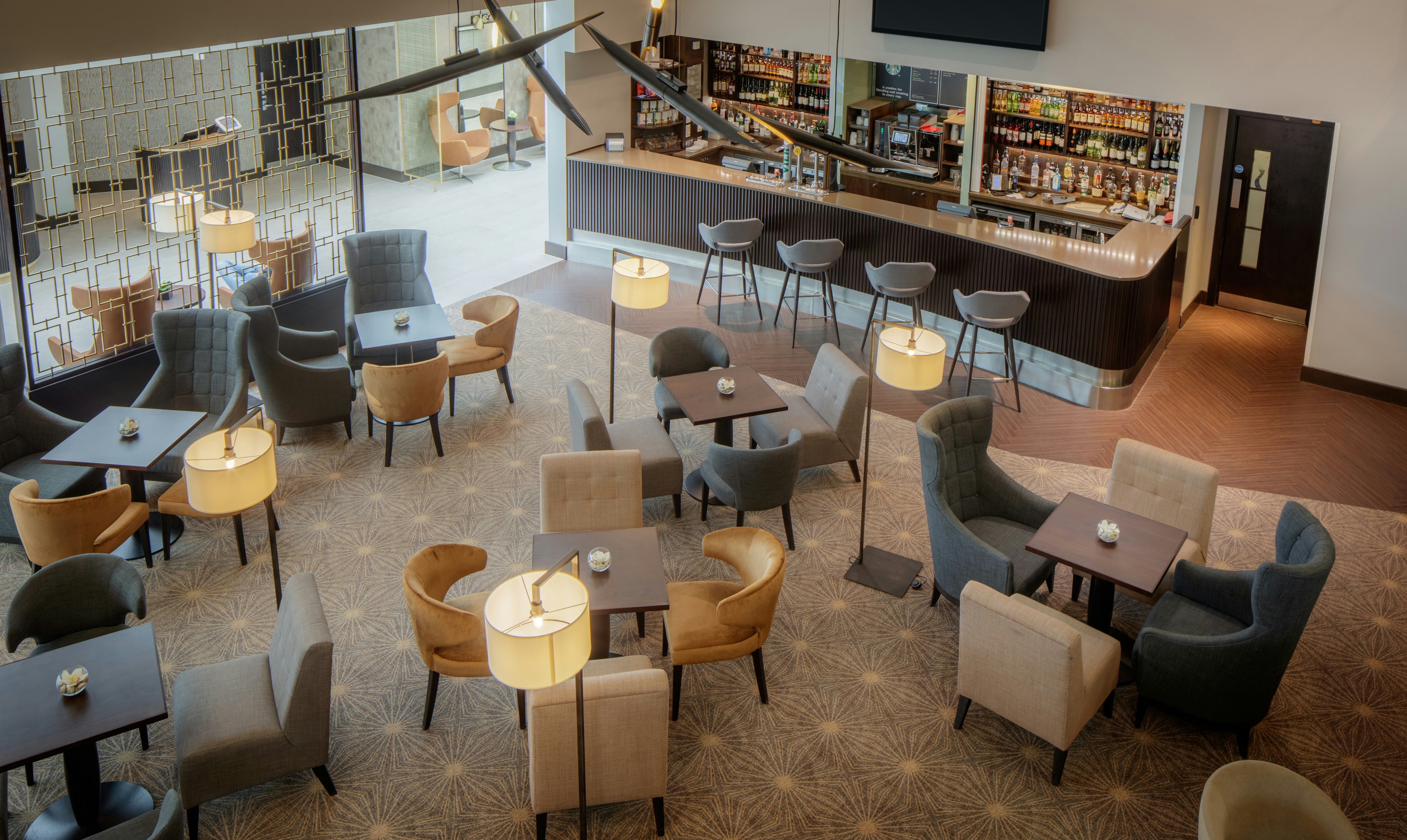 DOUBLETREE BY HILTON HOTEL LONDON HEATHROW AIRPORT 16/26
