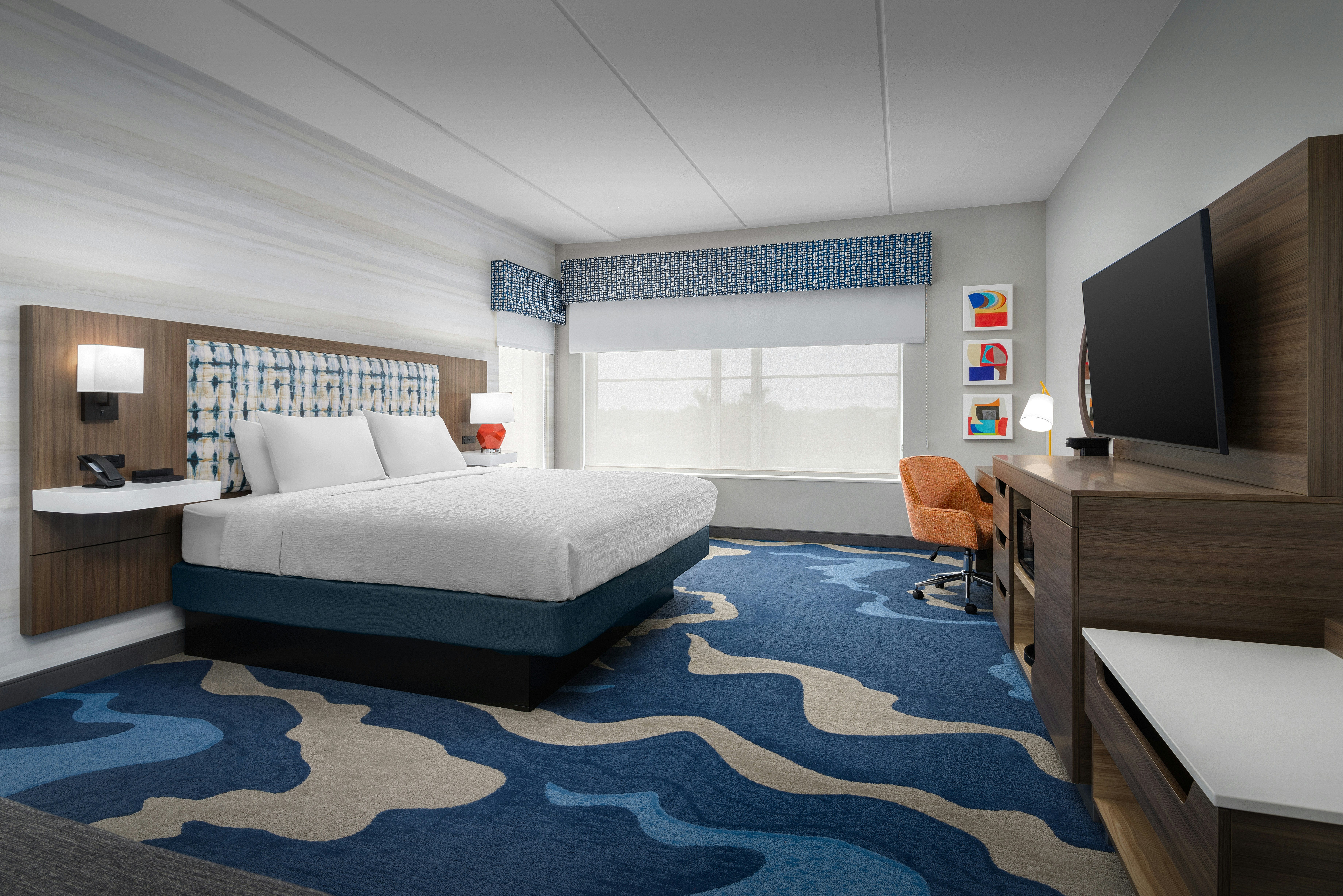STUDIO, KING BED, ACCESSIBLE