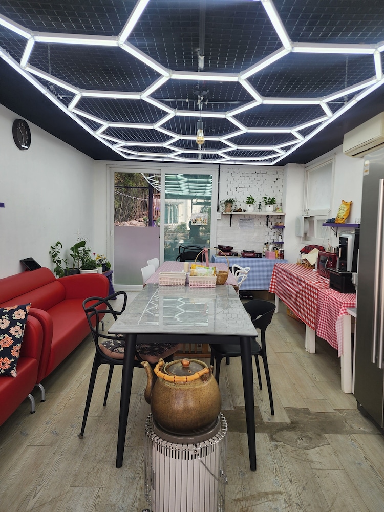 Bellus Rose Pension Hotel 39/64