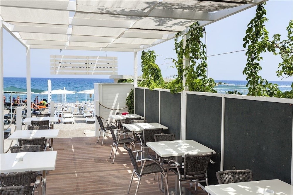 Karmir Resort And Spa Hotel 34/50