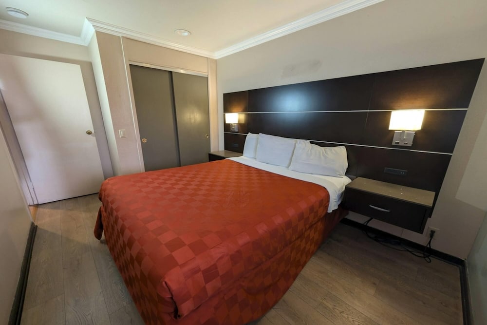 Olive Tree Inn & Suites, a Howard Johnson by Wyndham 26/72