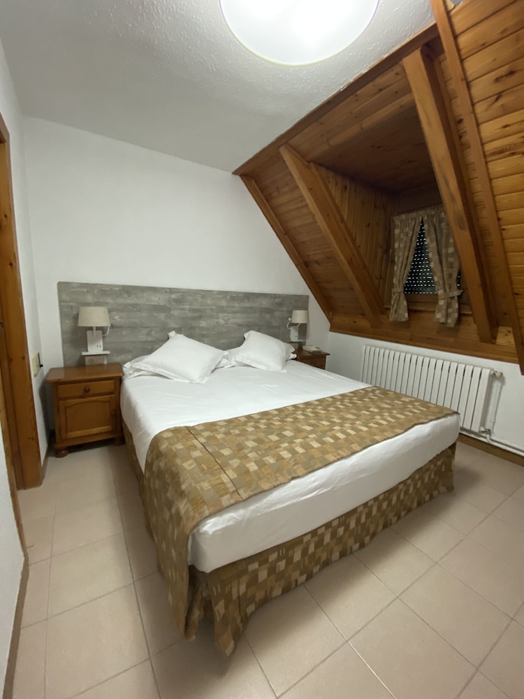 Hotel Pena 18/50