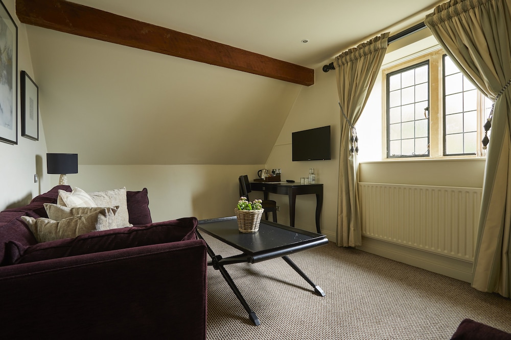 The Slaughters Country Inn 43/57