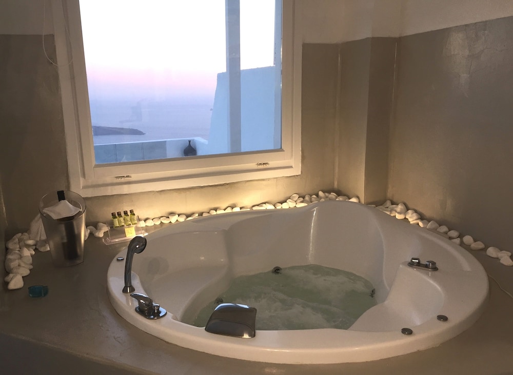 Aeolos Art and Eco Suites - Adults Only 78/109