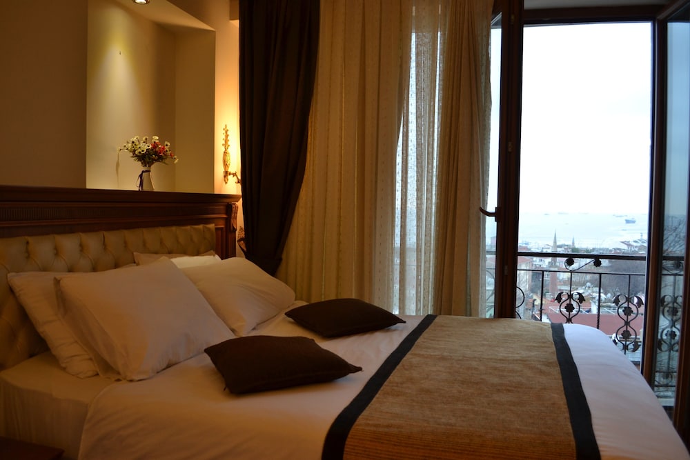 Seven Days Hotel 34/60