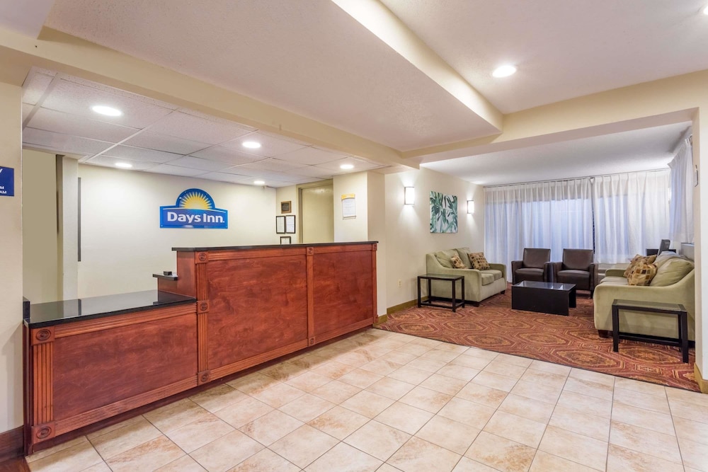 Days Inn By Wyndham Charlottesville/University Area 4/43