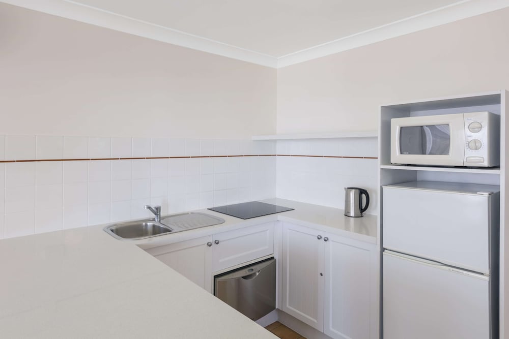 Oaks Gold Coast Calypso Plaza Suites 15/72