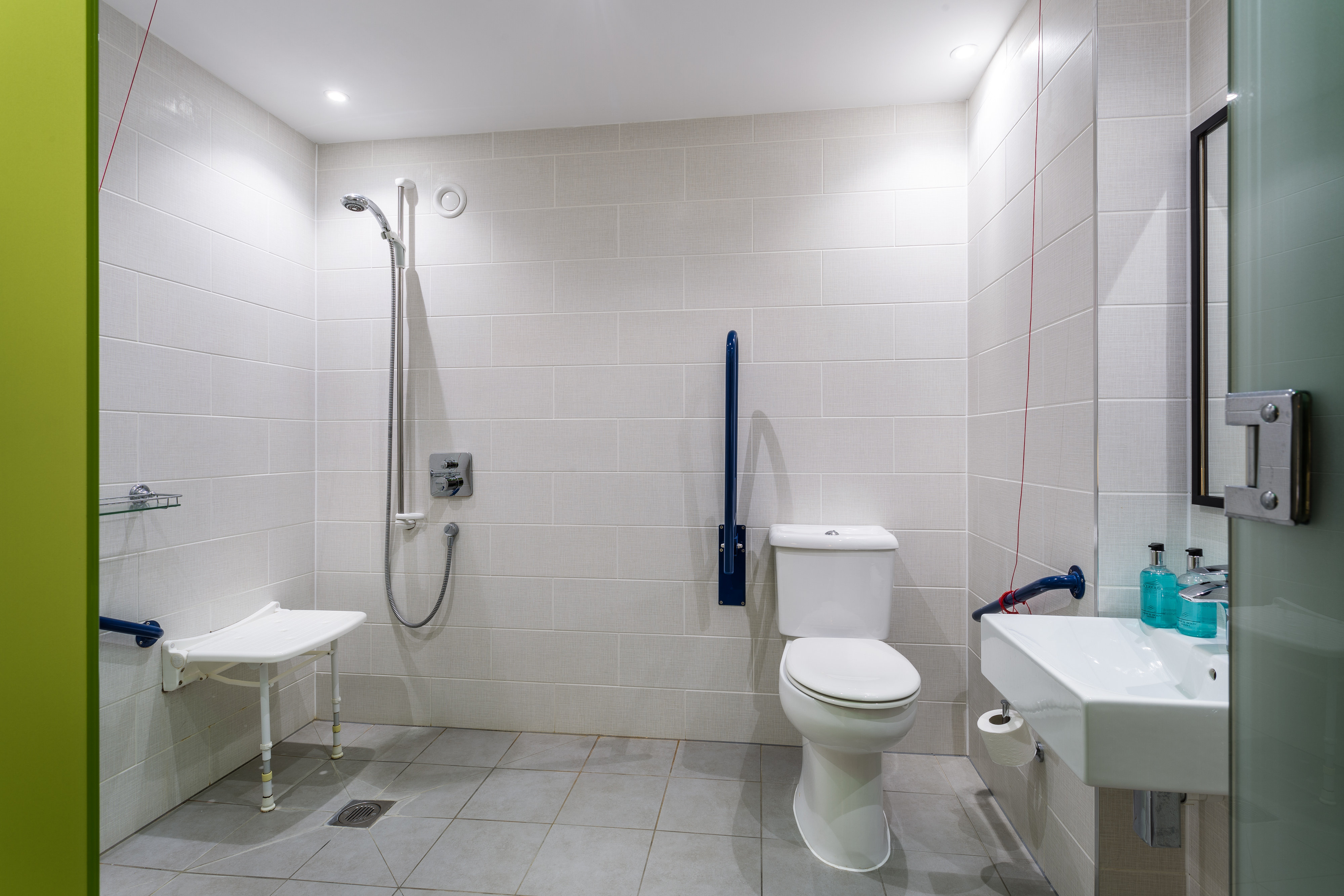 Holiday Inn Sittingbourne 46/50
