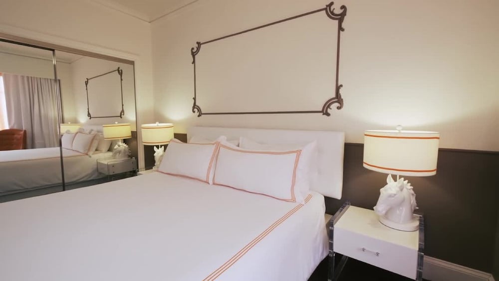 HOTEL JULIAN 17/50