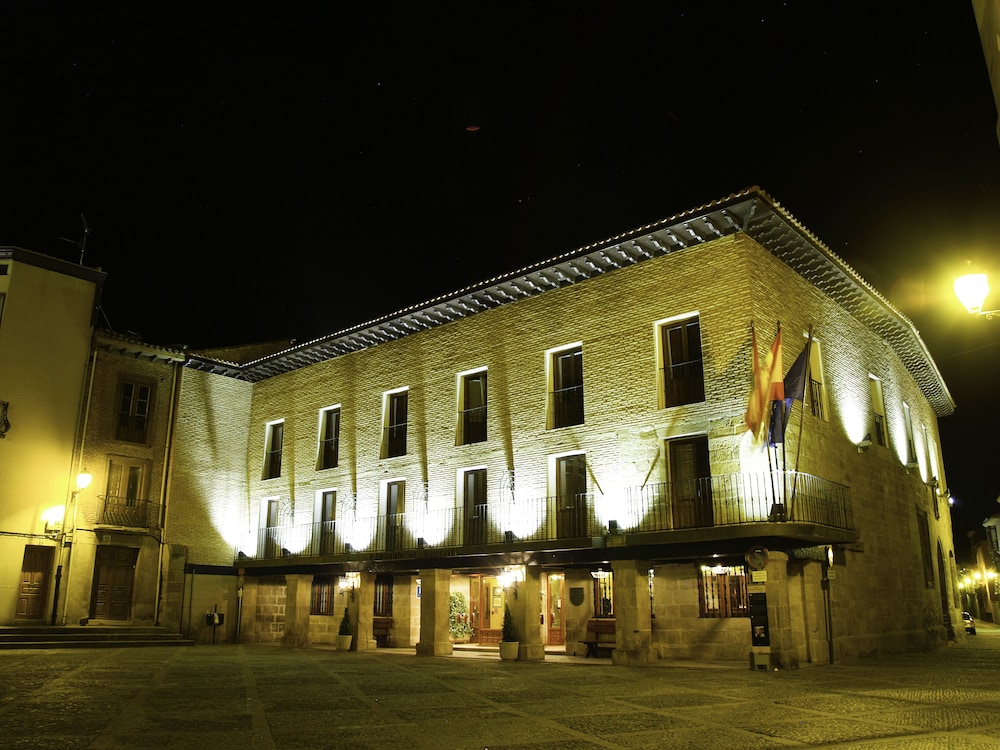 Parador de Santo Domingo de la Calzada 2/50