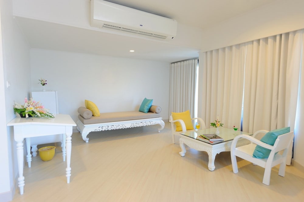 Cera Resort Cha Am 47/72